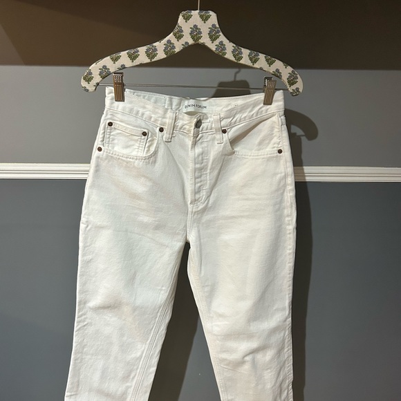 Aritzia Joni Hi-rise loose Jean size 25 - Picture 3 of 4